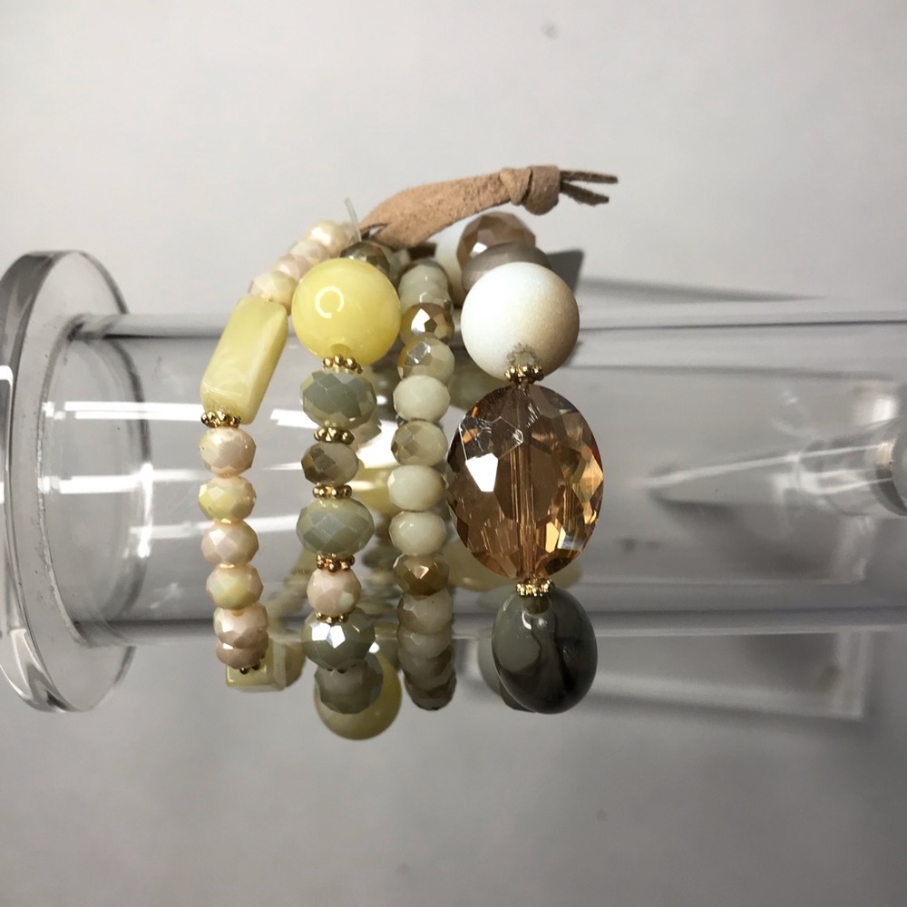 Set of four stretch Bracelets Golden Hues